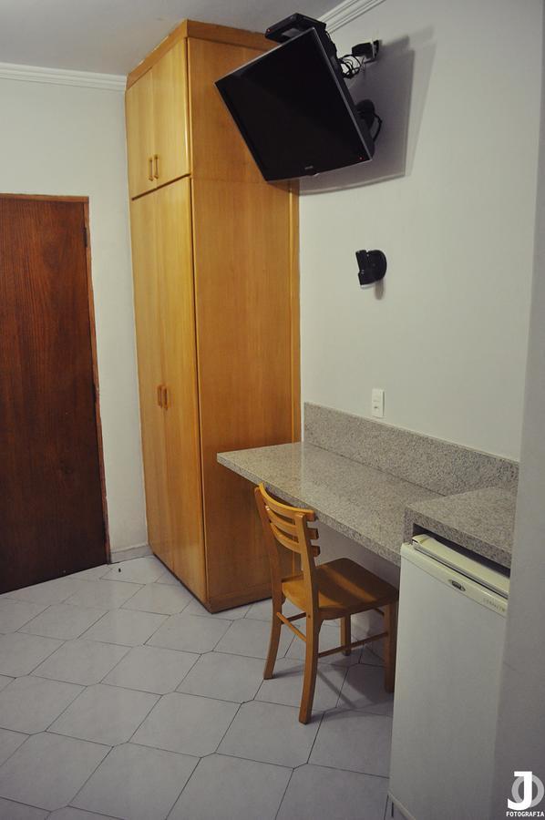 Missouri Hotel Сао Паоло Екстериор снимка